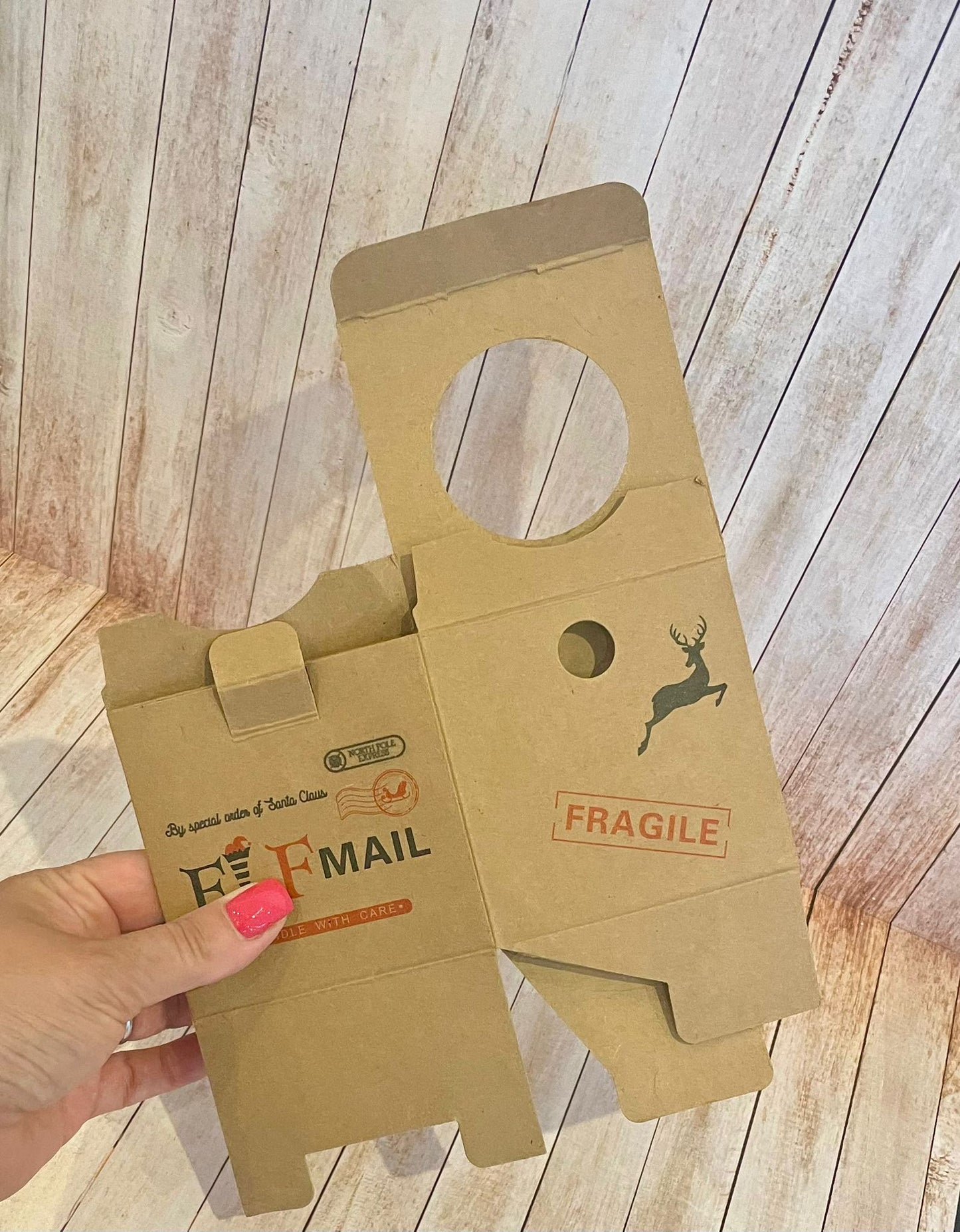 Mini Elf arrival box - Wholesale Blanks Bowtique