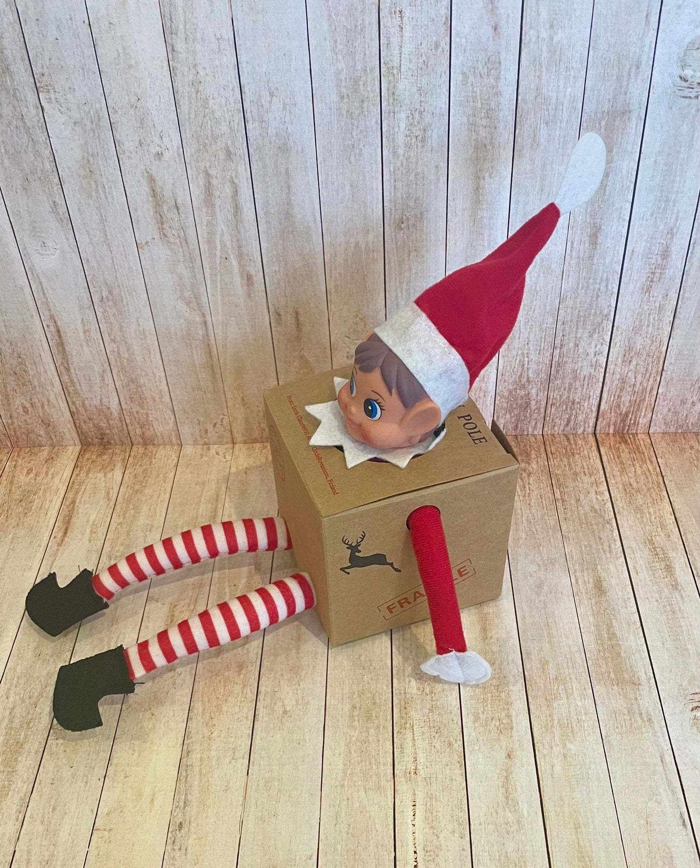 Mini Elf arrival box - Wholesale Blanks Bowtique