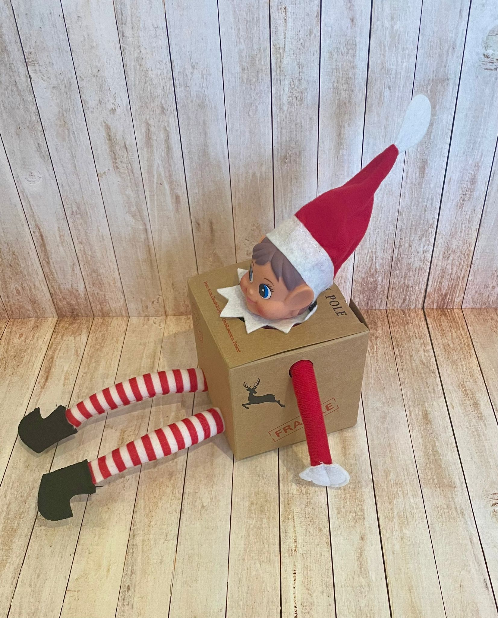 Mini Elf arrival box - Wholesale Blanks Bowtique